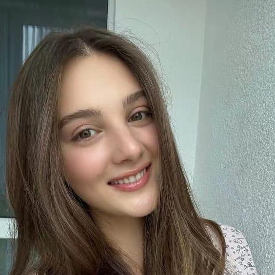elenajhones